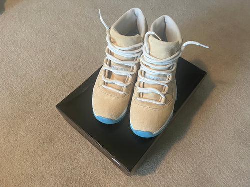 Air Jordan 11 Retro "H-Town" NEW