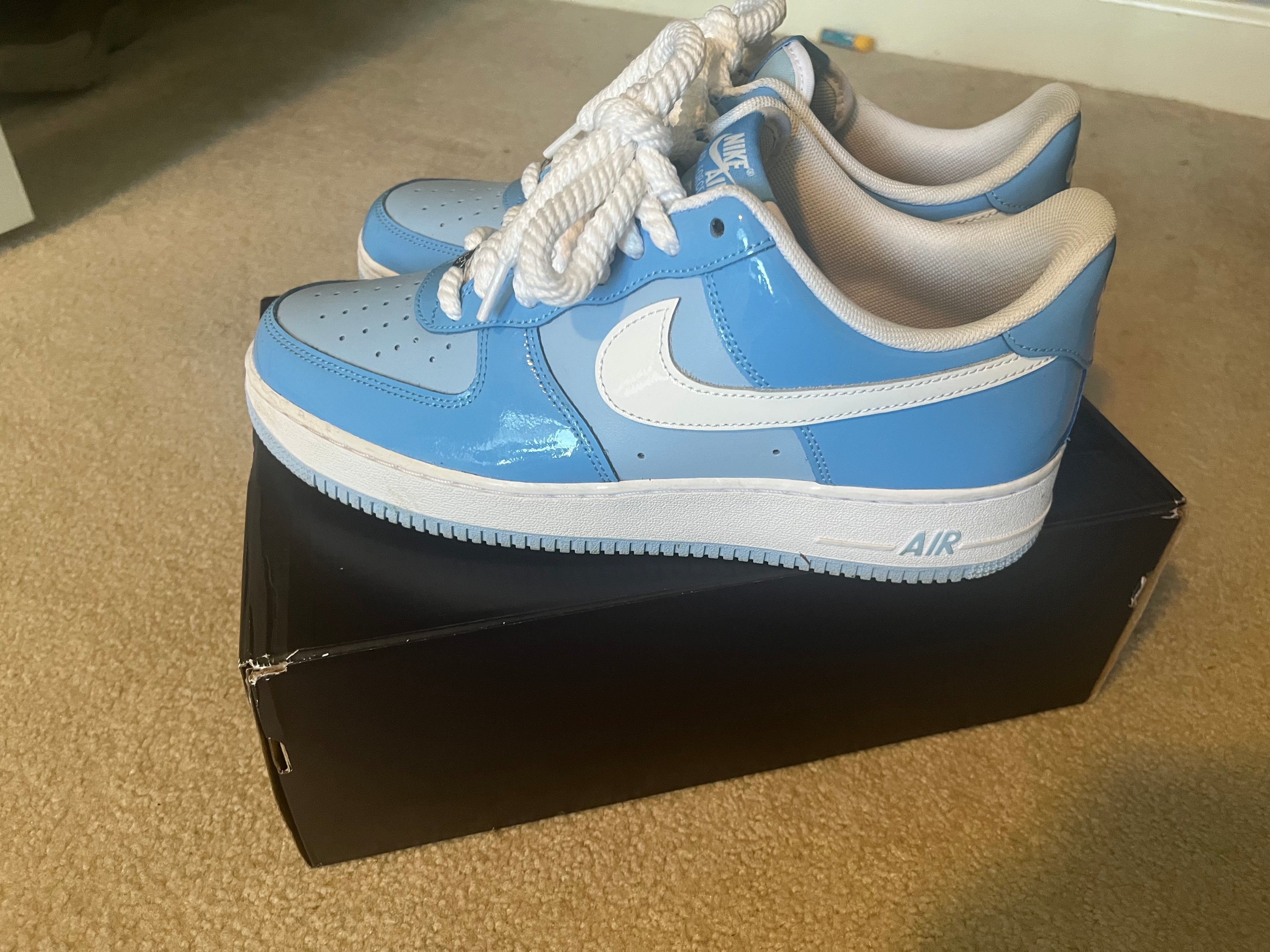 Nike Air Force 1 '07 LV8 'Psychic Blue Patent' NEW